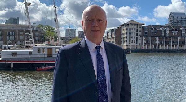 Cresswell celebrates 25 years