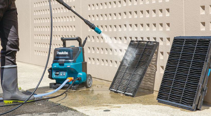Cordless power washer from Makita