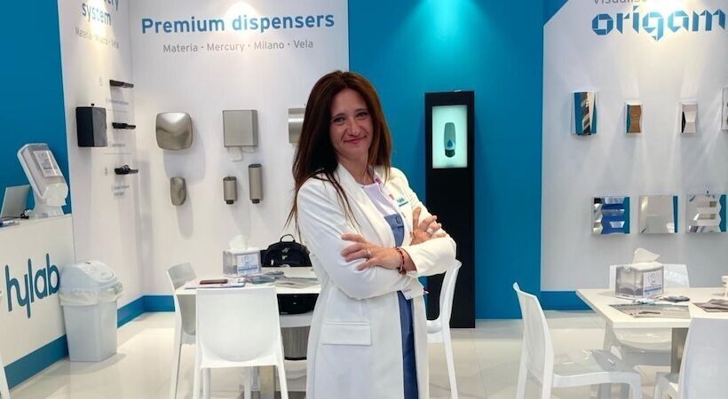 Elisa Brambilla, Global Head of Sales at Hylab.